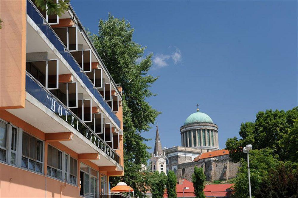 Hotel Esztergom Exterior foto