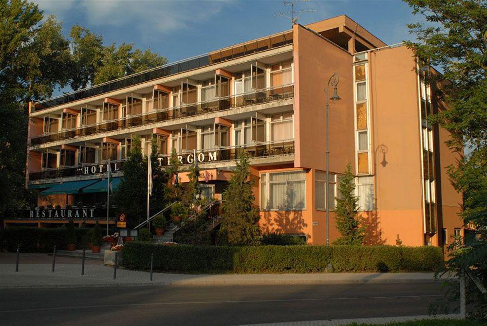 Hotel Esztergom Exterior foto